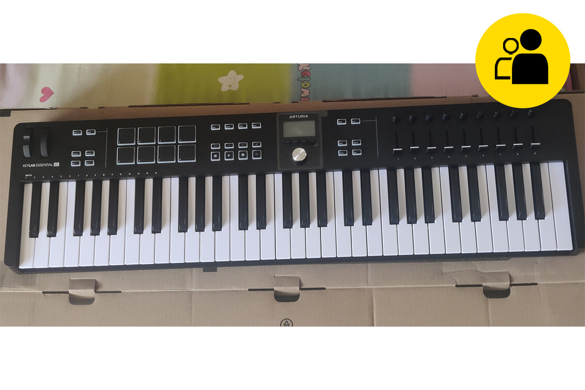 Arturia KeyLab Essential 61 mk3 MIDI Controller (Black) (Pre-Owned)